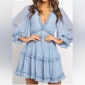 Women’s V Neck Ruffle Long Sleeve Floral Print Mini Dress